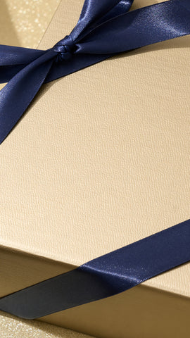 SHOP OUR HOLIDAY GIFT GUIDE:  promotion card image