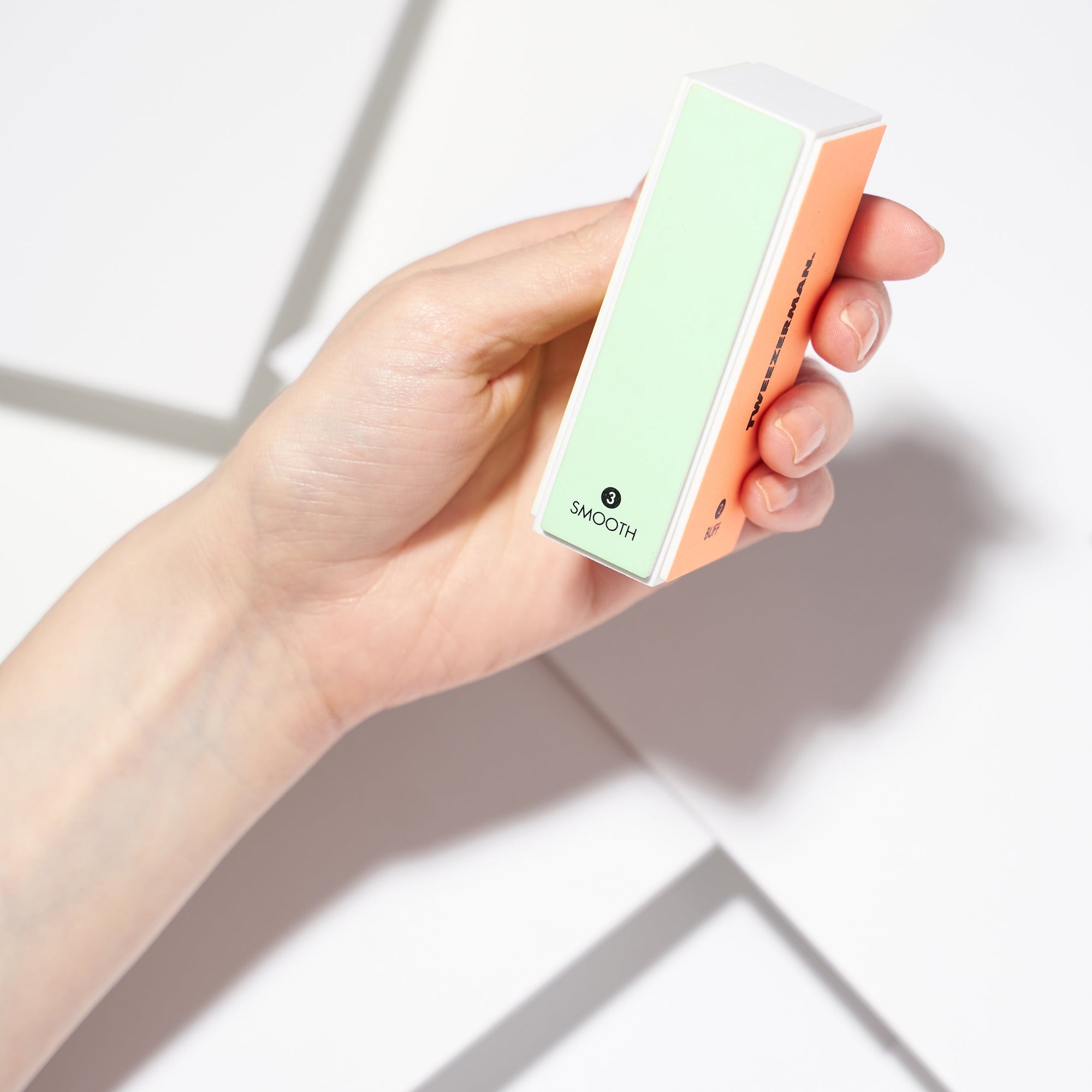Bloc lime, polissage, lissage et brillance au néon