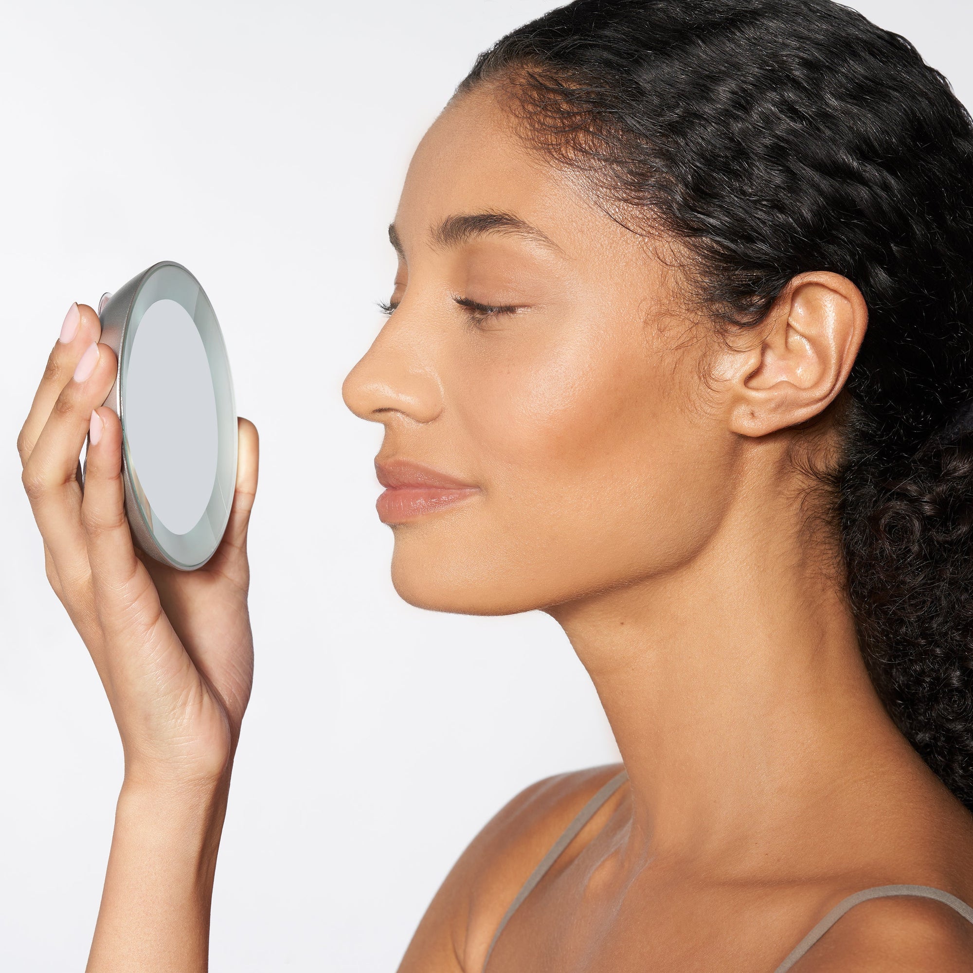 Modèle utilisant un mini miroir 15x allumé à DEL