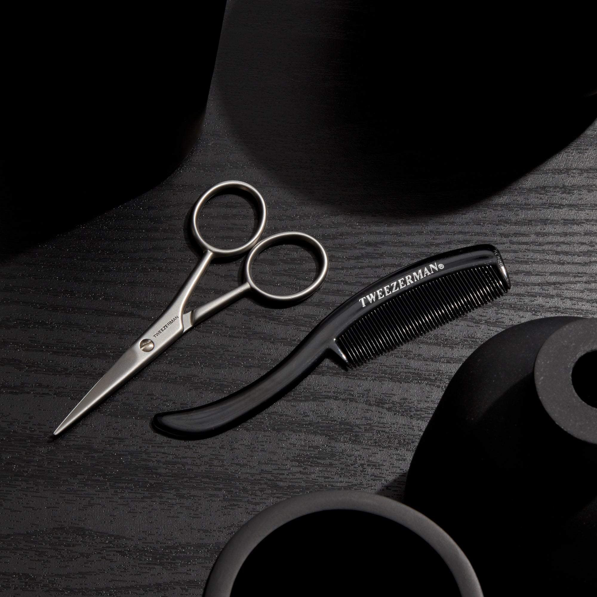 Moustache, ciseaux &amp; peigne