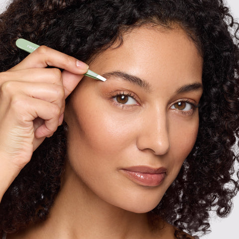 Pistachio Full Slant Tweezer
